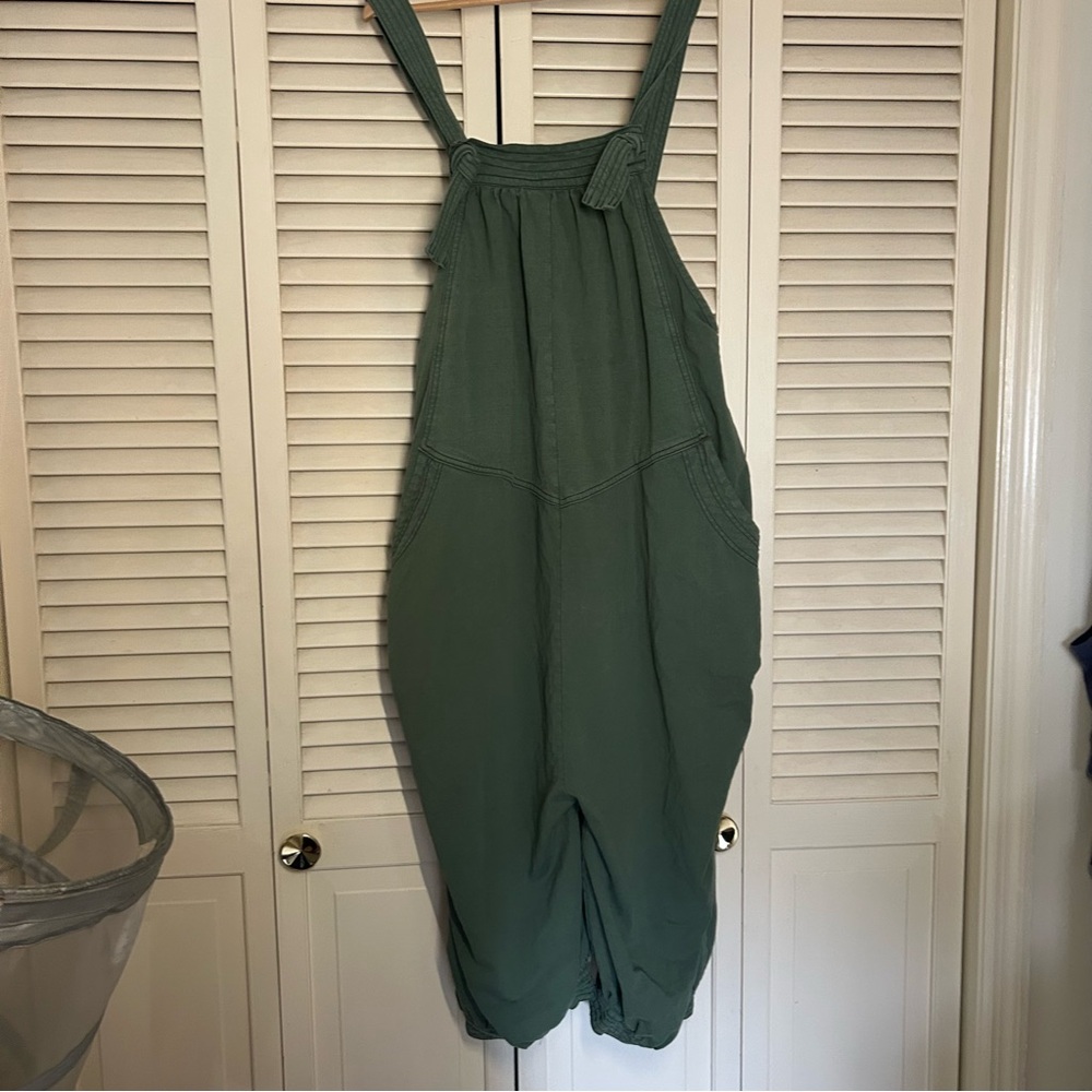 Monthorigin oversized green harem overalls OS